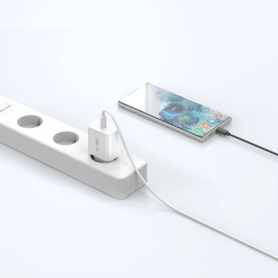6. Tech-Protect NC20W Wandladegerät USB-C-Anschluss - weiß