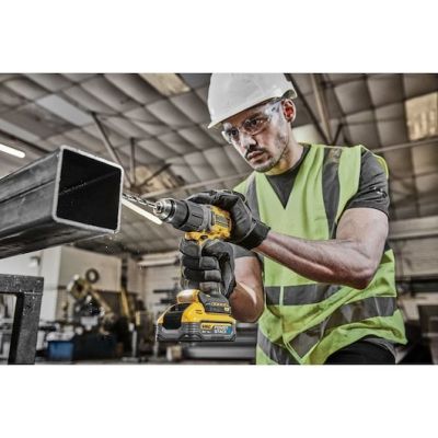 16. 18V XR DeWalt Schlagbohrschrauber