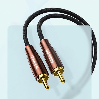 10. Ugreen Kabel Audiokabel 3,5 mm Miniklinke (männlich) - 2 RCA (männlich) 2 m Kupfer (AV170)