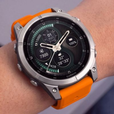 5. Tech-Protect Silicone Armband für Garmin Fenix 5 / 6 / 6 Pro / 7 / 8 / 8 Pro / E / 9 / 9 Pro (47 mm) – Orange