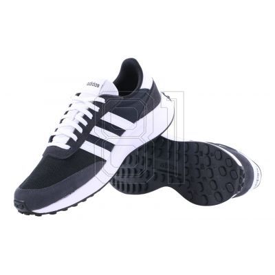 7. adidas Run 70S M GX3090 Schuhe