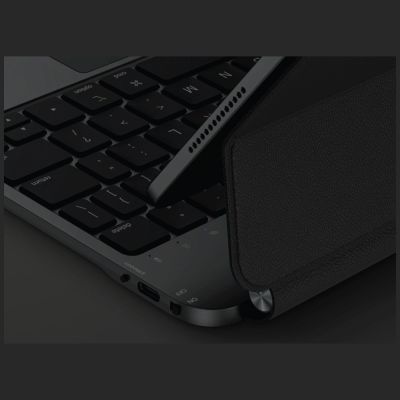 5. Uniq Venno Pro Magnetische Smart-Hülle mit Tastatur für iPad 11" A16 (2025) / iPad 10,9" (2022) – Schwarz
