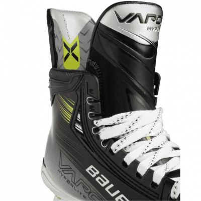 6. Bauer Vapor Hyperlite 2 Hockey-Schlittschuhe