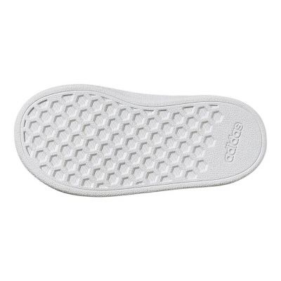 6. Adidas Grand Court 2.0 Hook and Loop Jr GW6523 Schuhe