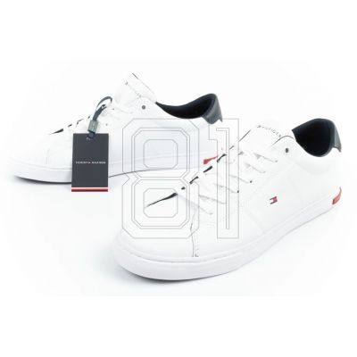 8. Tommy Hilfiger Essential M Schuhe FM0FM04047YBR