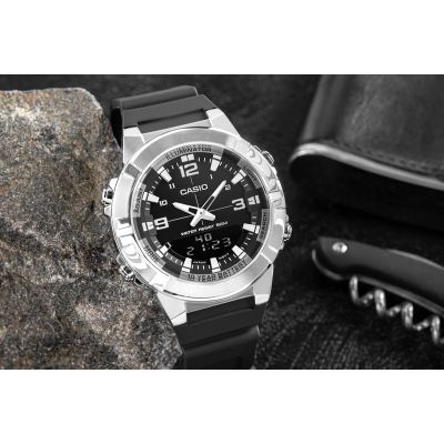 5. Herrenuhr CASIO AMW-870-1AVDF + Box