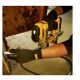 8. DEWALT 18V DCGG571M1 Akku-Fettpresse