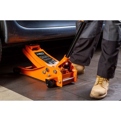 4. NEO Tools 11-731 Fahrzeugheber/Ständer