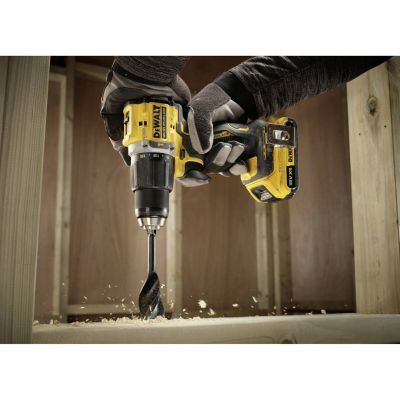 10. DEWALT UD 18V DCD799D2T 74Nm 2x2,0Ah BL TSTAK Schraubendreher