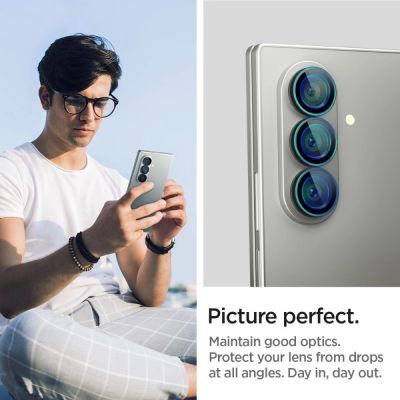 7. Spigen Optik Pro HD Glas.TR EZ Fit 2er-Pack Kameraschutz für Samsung Galaxy Z Fold 7 - Schwarz