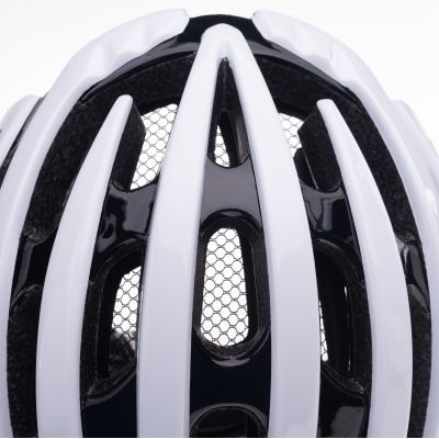 4. PELETON Helm