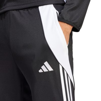 12. adidas Tiro 24 Slim Trainingshose M IP1953