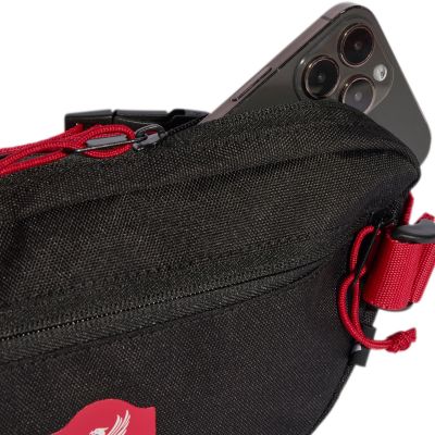 5. adidas Liverpool FC Tasche schwarz JZ5884