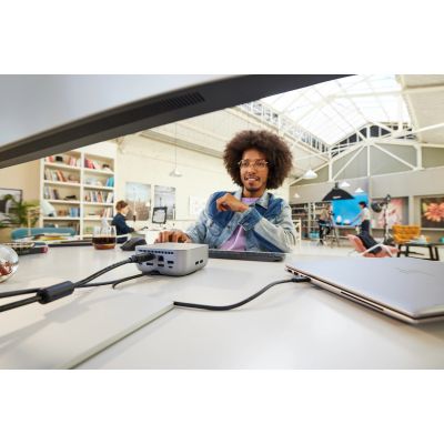 168. HP Thunderbolt 4 Ultra 180W G6 Dock