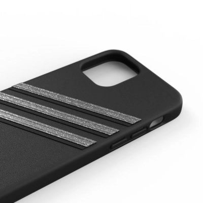 4. Adidas OR Molded Case Woman Hülle für iPhone 12 / iPhone 12 Pro - Schwarz