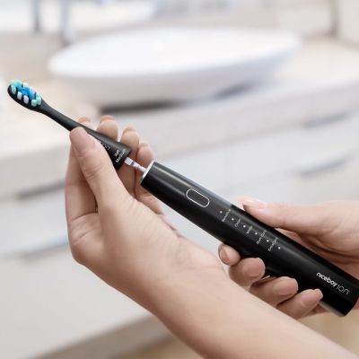 3. Niceboy SONICBLACK Elektrische Zahnbürste für Erwachsene, Vibrationszahnbürste, Schwarz