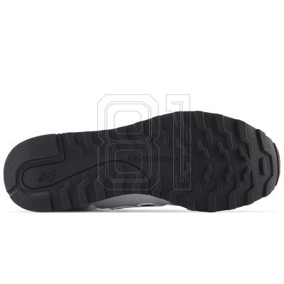 4. New Balance Sneaker M GM500MO2