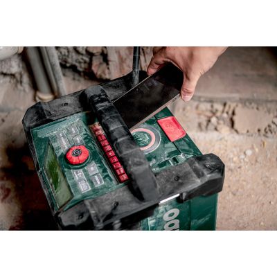 4. Metabo RC 12-18 Arbeitsplatz Analog und Digital Schwarz, Grün, Rot