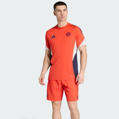 4. adidas FC Bayern Trainings-T-Shirt JSY JZ6318
