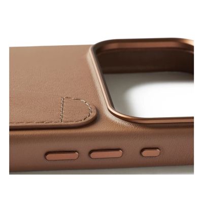 7. Mujjo Wallet Lederhülle – MagSafe-kompatible Lederhülle für iPhone 17 Pro Max (hellbraun)