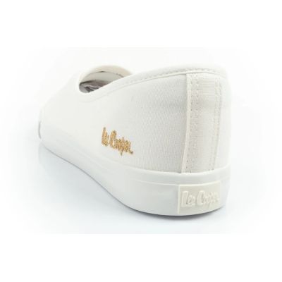 5. Lee Cooper Damenschuhe, sportliche weiße Slip-On-Ballerinas