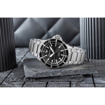 6. Herrenuhr EMPORIO ARMANI World Explorer AR11787 + Box