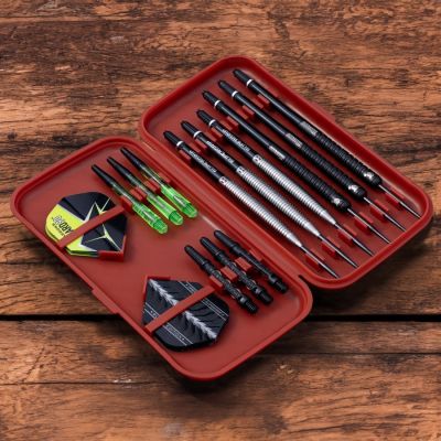 5. Harrows Slimcase 6 Dartkoffer in Rot
