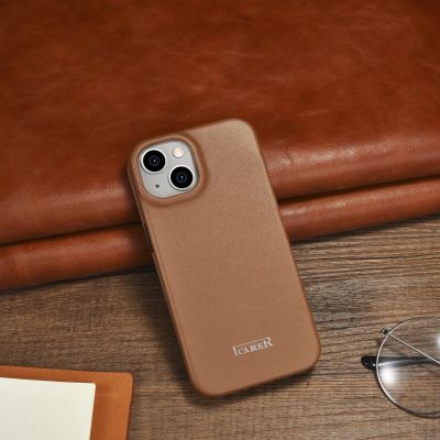 23. iCarer CE Premium Leather Folio Case iPhone 14 Plus Magnetic Flip Leather Folio Case MagSafe braun (WMI14220715-BN)