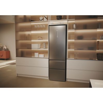 15. Haier HTW5620DNMG Mehrtüriger Kühlschrank (Edelstahl)