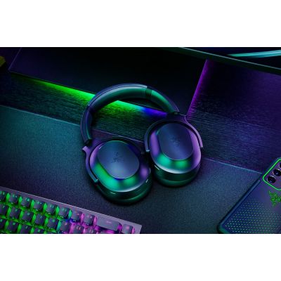 6. Razer Barracuda Pro Kabelgebundenes & Kabelloses Gaming-Headset mit Bügel, USB Typ-C, Bluetooth, Schwarz
