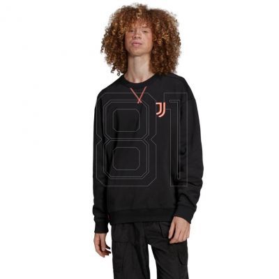 3. Adidas Juventus CNY Cre M H67143 Sweatshirt