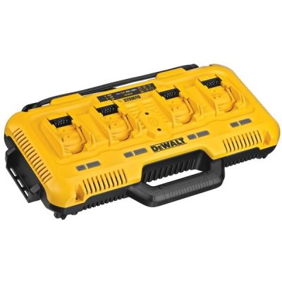 13. DEWALT DCB104 4-Wege-Multivolt-8A-XR-Ladegerät