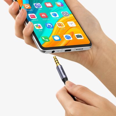 2. Ugreen AV183 20785 Kabel 3,5 mm Miniklinke / 3,5 mm Miniklinke 3 m – grau