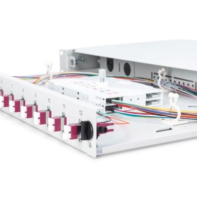 15. Digitus DN-96331-4 Rack Parts Kabelmanagement-Panel