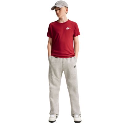 6. Nike Sportswear Kinder-T-Shirt Rot FZ5177 608