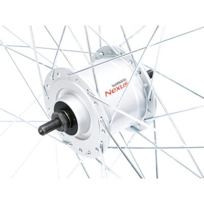 13. 28-Zoll-Vorderrad mit Shimano-Nabe, schwarze Felge