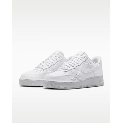 5. NIKE WMNS AIR FORCE 1 '07 SE (HF2016-100) Damenschuhe