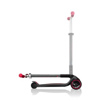 26. Globber Master Prime 3-Rad-Scooter / Schwarz - New Red 664-102