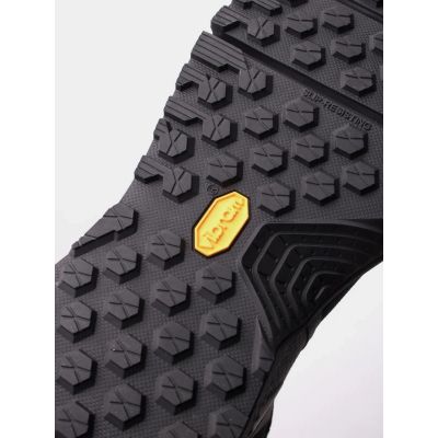 12. Under Armour Valsetz M 3027381-001 Schuhe