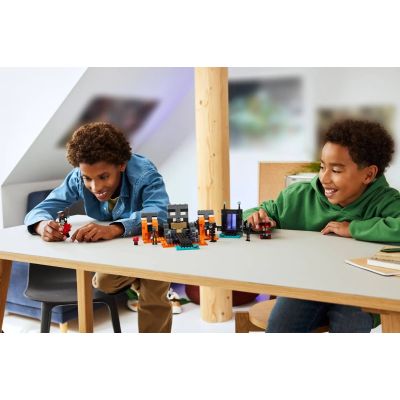 8. LEGO Minecraft 21590 Wither-Kampf