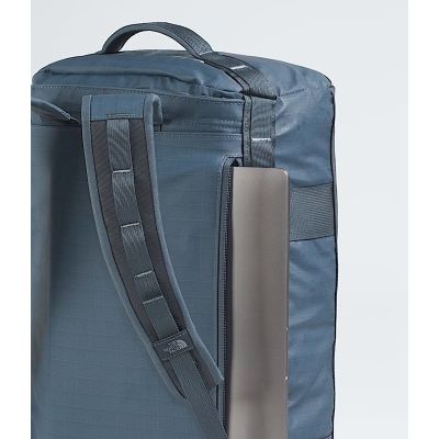 5. The North Face Base Camp Reisetasche 32L - Blau
