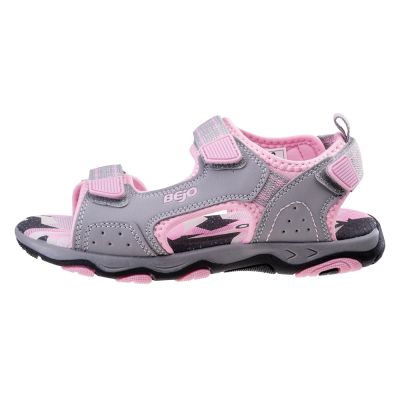 8. Bejo Alisi Jr 92800401053 Sandalen