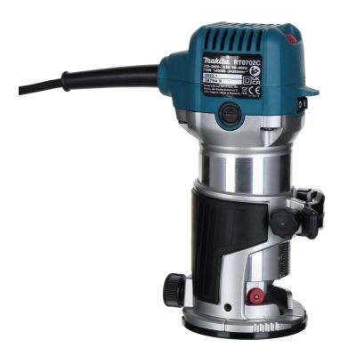 18. 710W MAKITA RT0702CX2J Elektro-Oberfräse und -Fräser