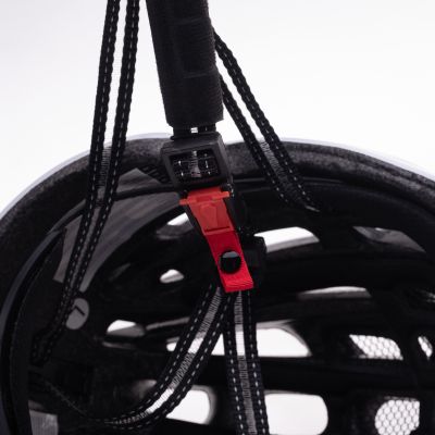 7. PELETON Helm
