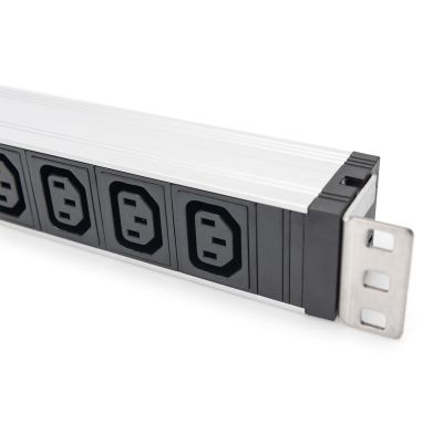 4. Digitus Steckdosenleiste mit Aluminiumprofil, 9 Steckdosen, IEC C14-Eingang