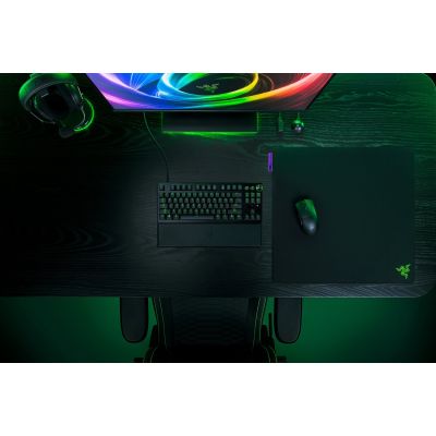 5. Razer Gigantus V2 Pro Gaming-Mauspad, L - Balance