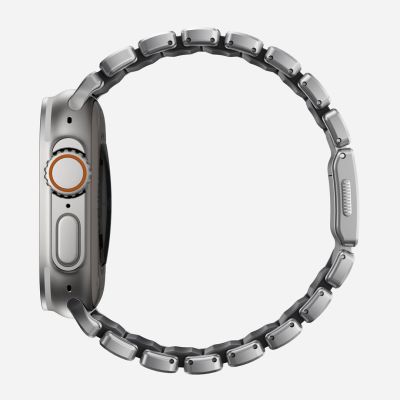 4. Nomad Stratos Armband aus natürlichem Titan