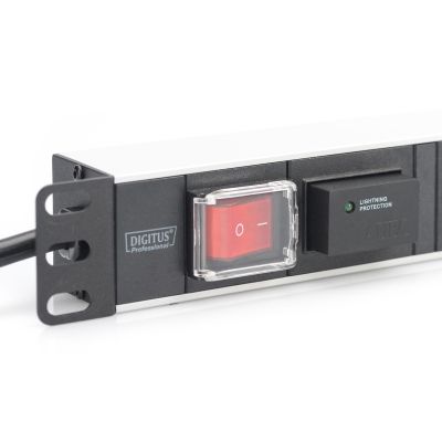 2. Digitus PDU 19" Rackmount-Steckdosenleiste, 7 Schuko-Steckdosen, 2,0 m Kabel, 1 Unischuko-Stecker, 16 A, Ein/Aus-Schalter, Überspannungsschutz, Aluminiumprofil