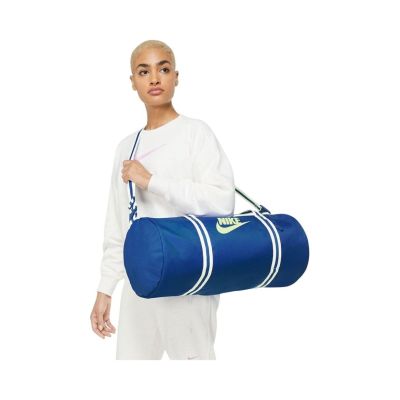 8. Nike Heritage Retro Tasche DB0492-480