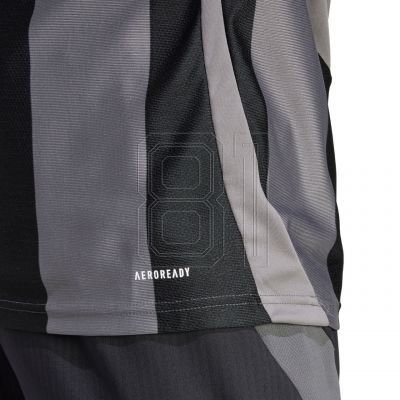 9. adidas Striped 24 Jersey M IW2145